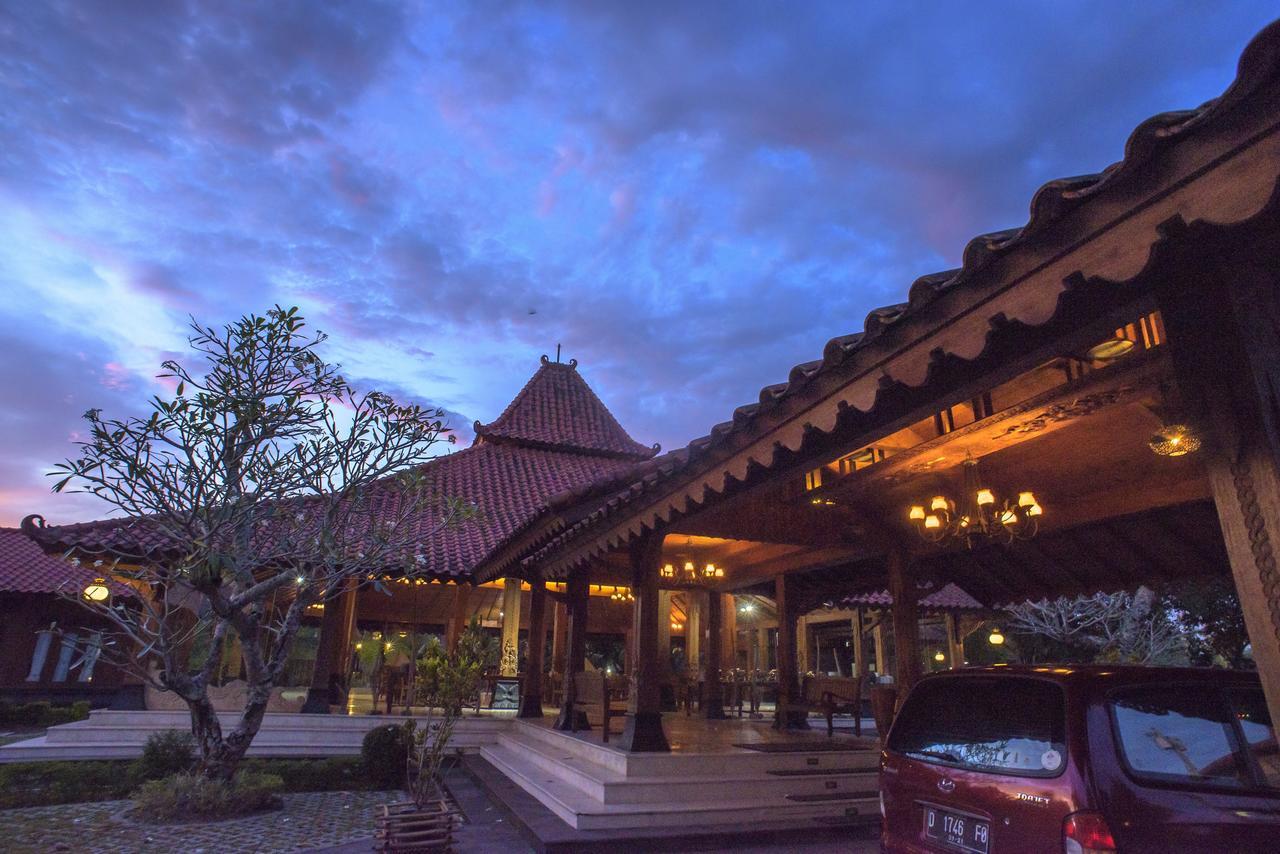Java Village Resort By Homee Yogyakarta Sleman  Buitenkant foto